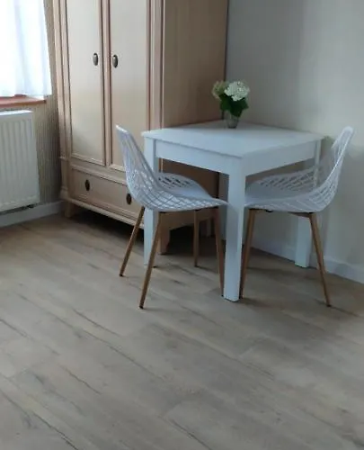 شقة Heweliusz House